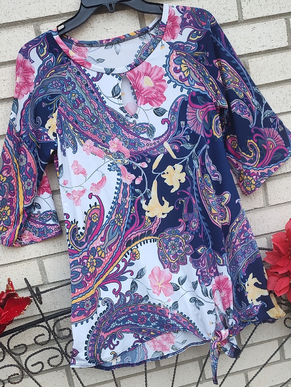 Flower 🌺 Top - Picture 3 of 9